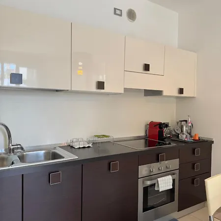 Apart Otel Del Desenzano del Garda