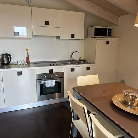 Hotel apartamentowy Del *