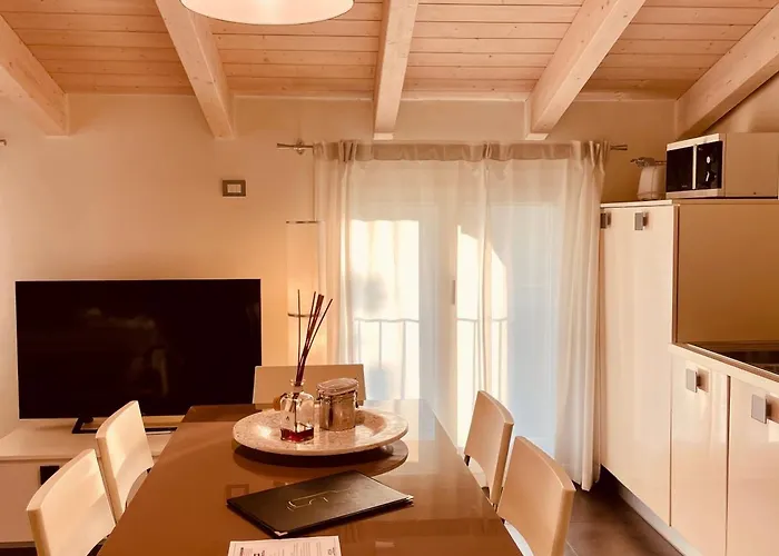 Del 4* Desenzano del Garda